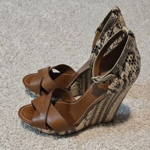 TORY BURCH Livia Genuine Snakeskin Wedge Sandal Brown Roccia Heels